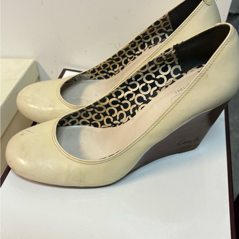 Coach Women's Cream Wedges